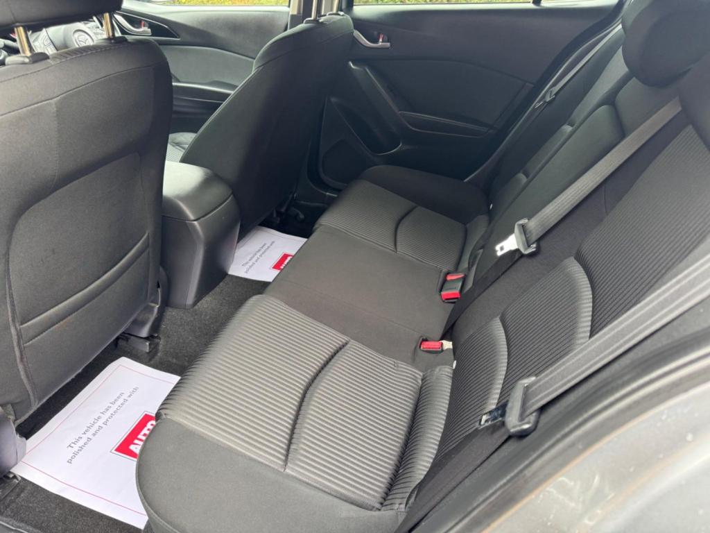 MAZDA MAZDA3 2.0 SKYACTIV-G SE-L Nav Euro 6 (s/s) 5dr 2015