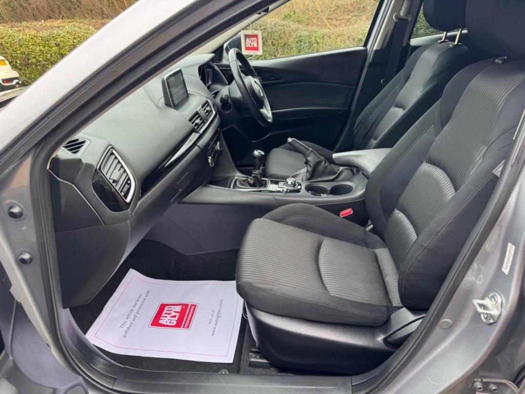 MAZDA MAZDA3 2.0 SKYACTIV-G SE-L Nav Euro 6 (s/s) 5dr 2015