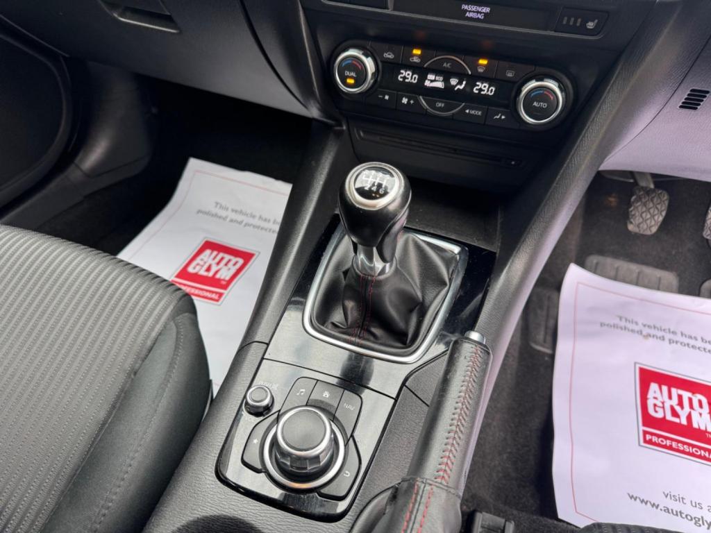 MAZDA MAZDA3 2.0 SKYACTIV-G SE-L Nav Euro 6 (s/s) 5dr 2015