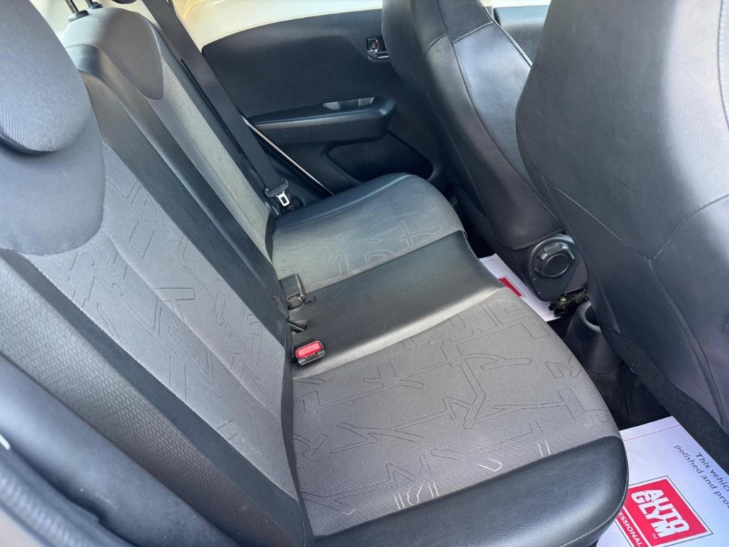 TOYOTA AYGO 1.0 VVT-i x-pression x-wave Euro 5 5dr Euro 5 2015