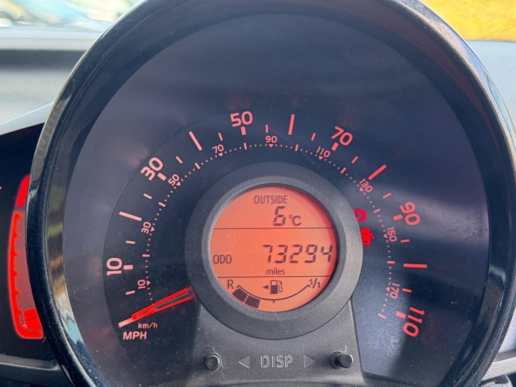 TOYOTA AYGO 1.0 VVT-i x-pression x-wave Euro 5 5dr Euro 5 2015