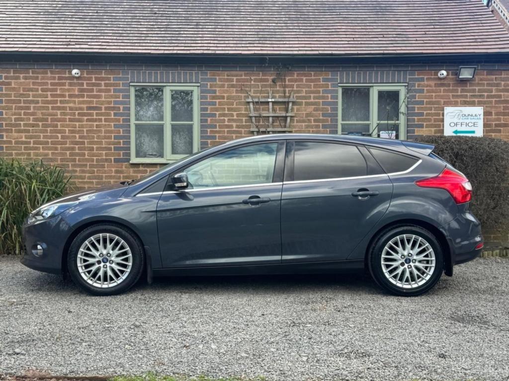 FORD FOCUS 1.0T EcoBoost Zetec Euro 5 (s/s) 5dr 2013