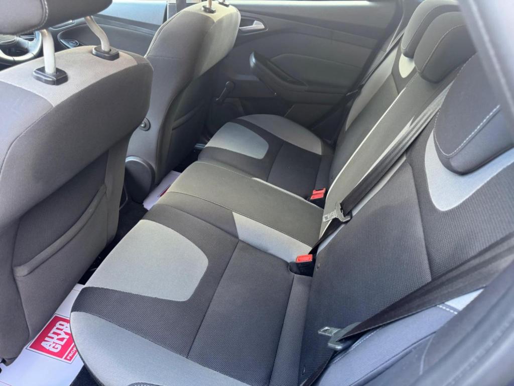 FORD FOCUS 1.0T EcoBoost Zetec Euro 5 (s/s) 5dr 2013