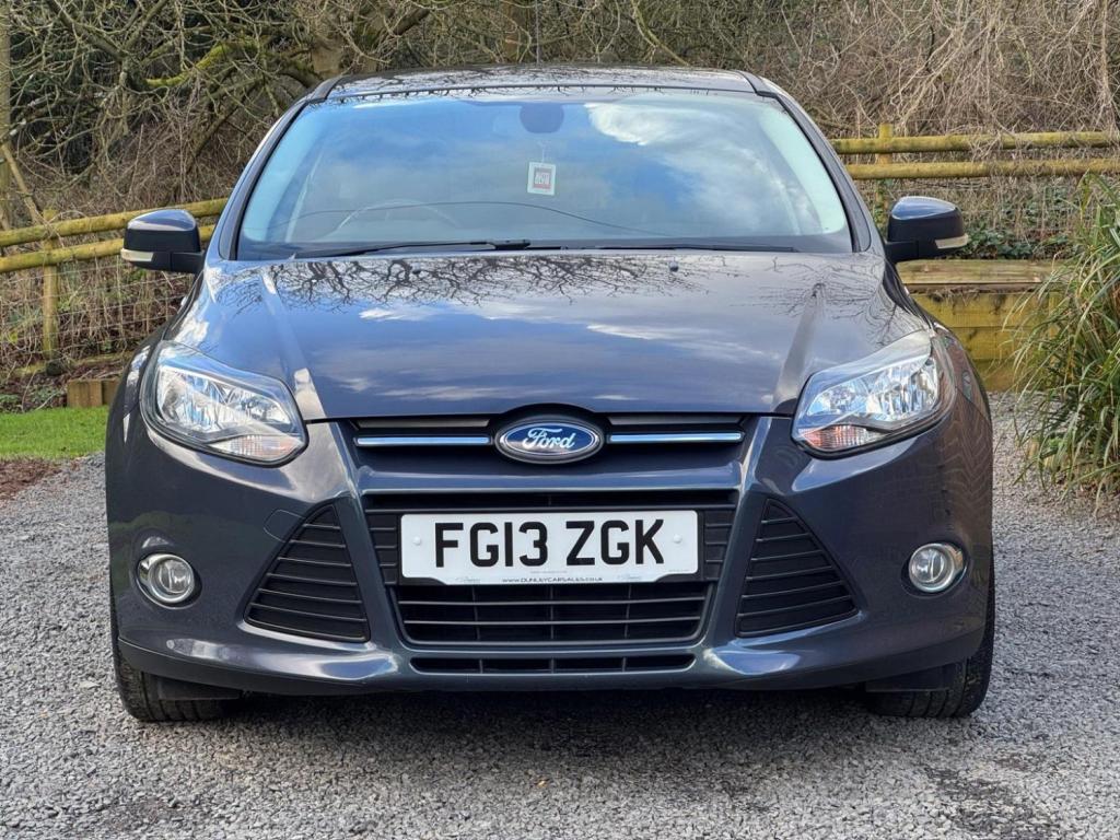 FORD FOCUS 1.0T EcoBoost Zetec Euro 5 (s/s) 5dr 2013