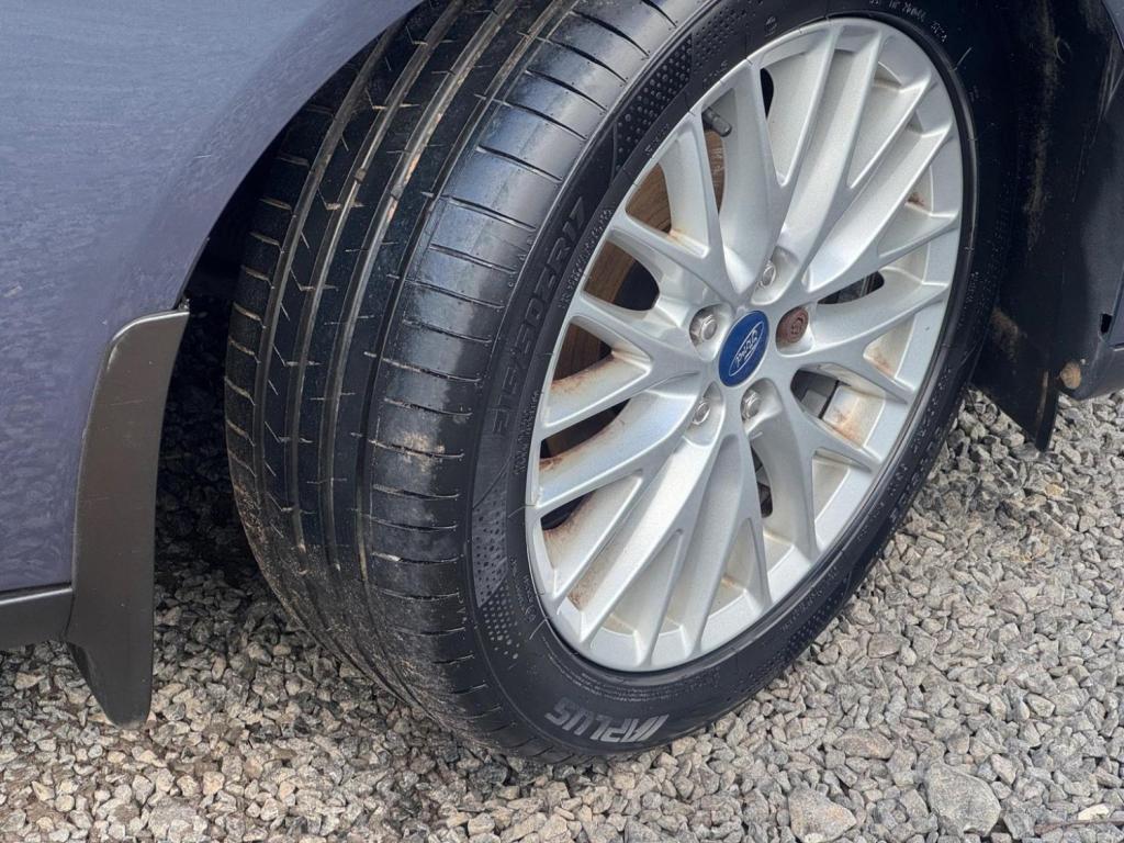 FORD FOCUS 1.0T EcoBoost Zetec Euro 5 (s/s) 5dr 2013