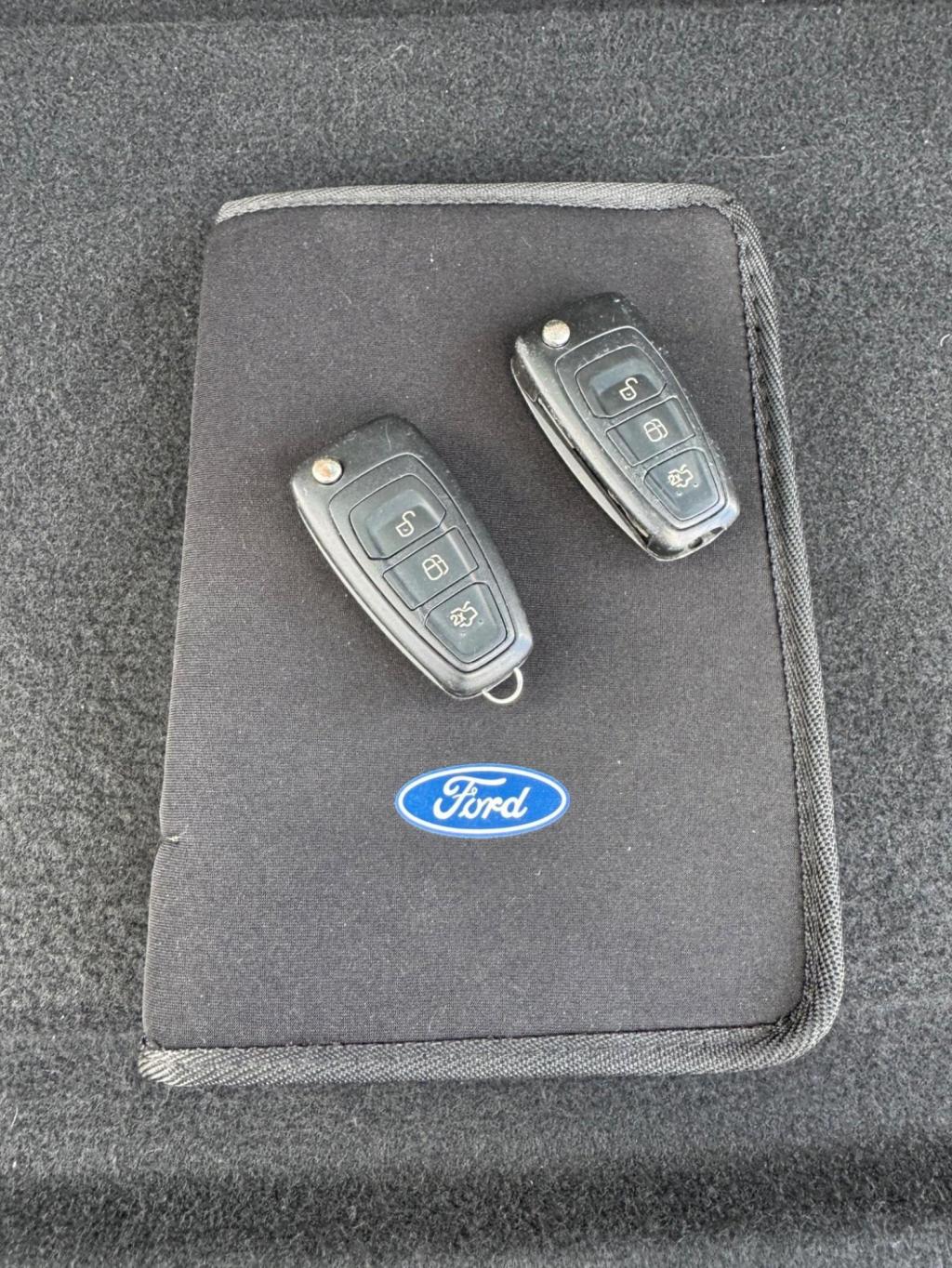 FORD FOCUS 1.0T EcoBoost Zetec Euro 5 (s/s) 5dr 2013