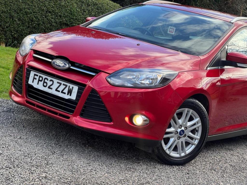 FORD FOCUS 1.0T EcoBoost Titanium Euro 5 (s/s) 5dr 2012