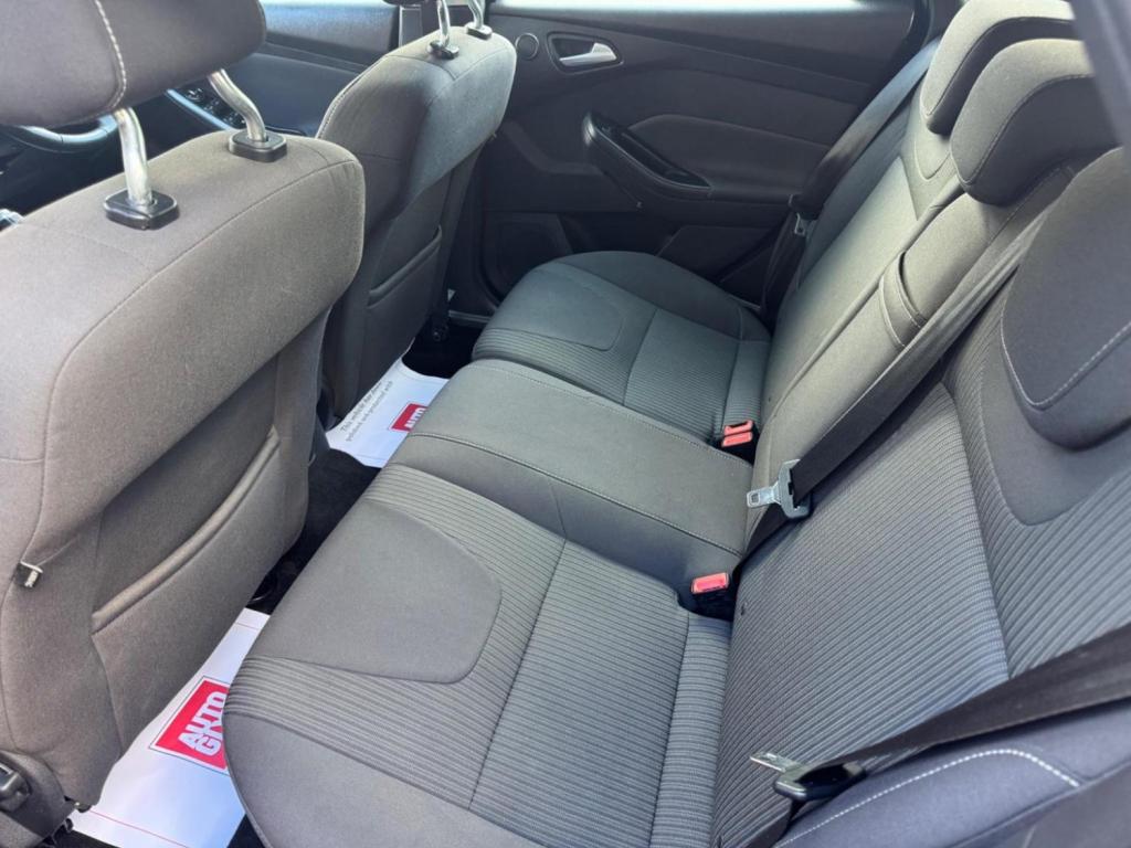 FORD FOCUS 1.0T EcoBoost Titanium Euro 5 (s/s) 5dr 2012