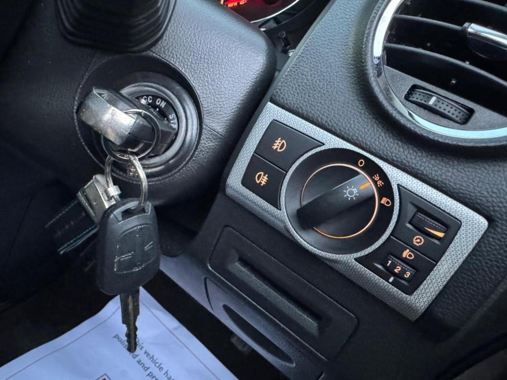 VAUXHALL ANTARA 2.2 CDTi Diamond Auto 4WD Euro 5 5dr 2013