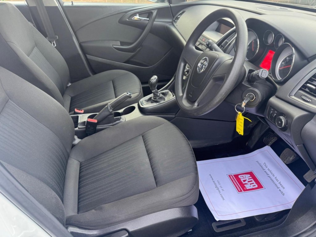 VAUXHALL ASTRA 1.6 CDTi ecoFLEX Design Sports Tourer Euro 6 (s/s) 5dr 2015