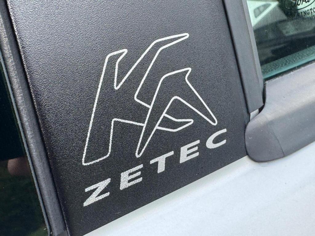 FORD KA 1.2 Zetec Euro 4 3dr 2010