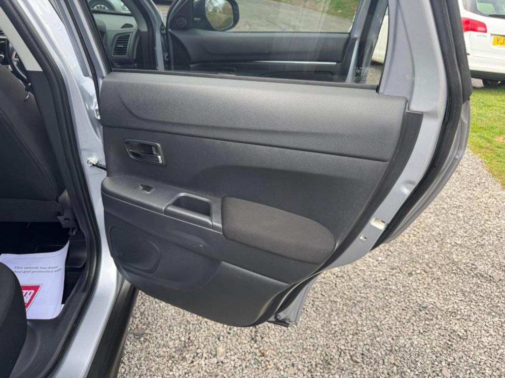 MITSUBISHI ASX 1.6 3 Euro 5 5dr 2014