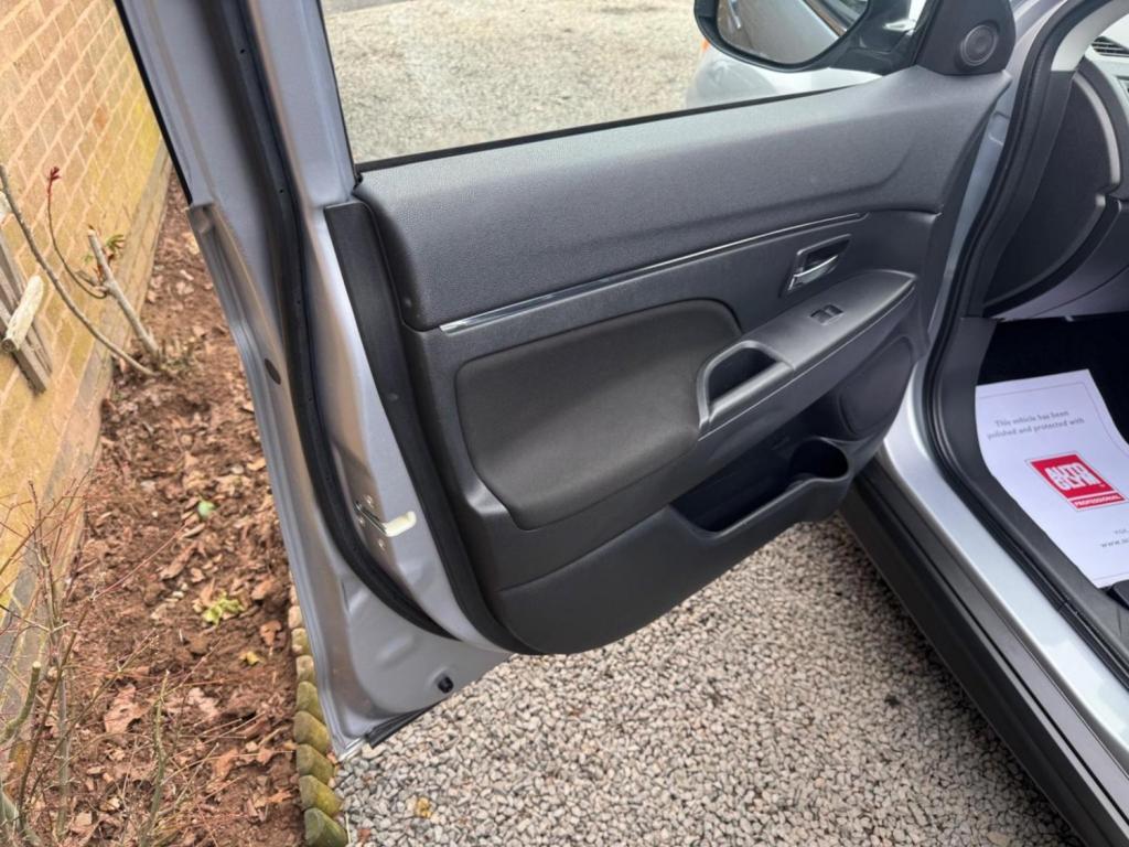 MITSUBISHI ASX 1.6 3 Euro 5 5dr 2014