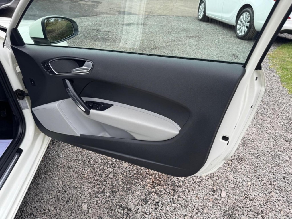 AUDI A1 1.4 TFSI Sport Euro 5 (s/s) 3dr 2014