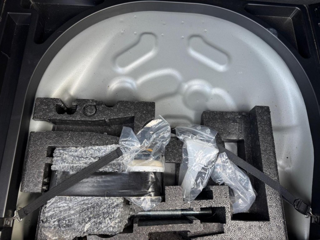 VOLVO V40 CROSS COUNTRY 2.0 D2 Lux Auto Euro 6 (s/s) 5dr 2015