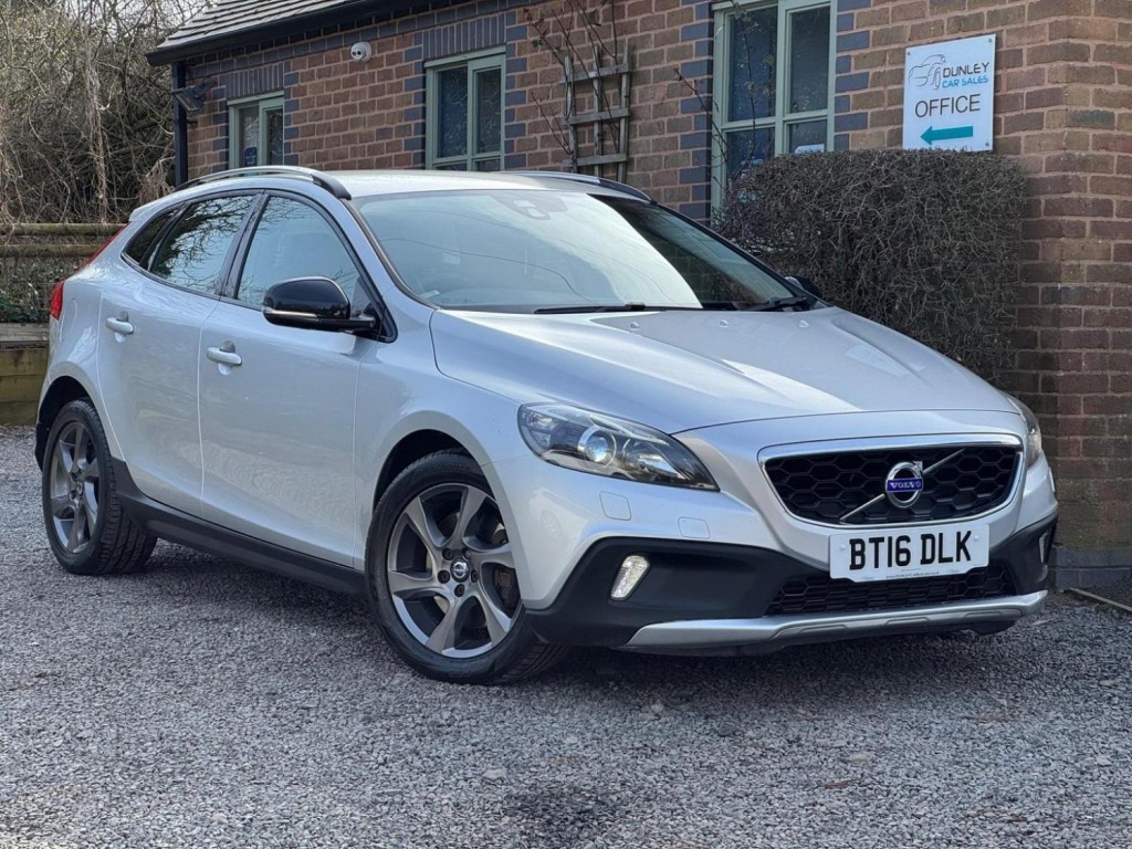 VOLVO V40 CROSS COUNTRY 2.0 D2 Lux Auto Euro 6 (s/s) 5dr 2015