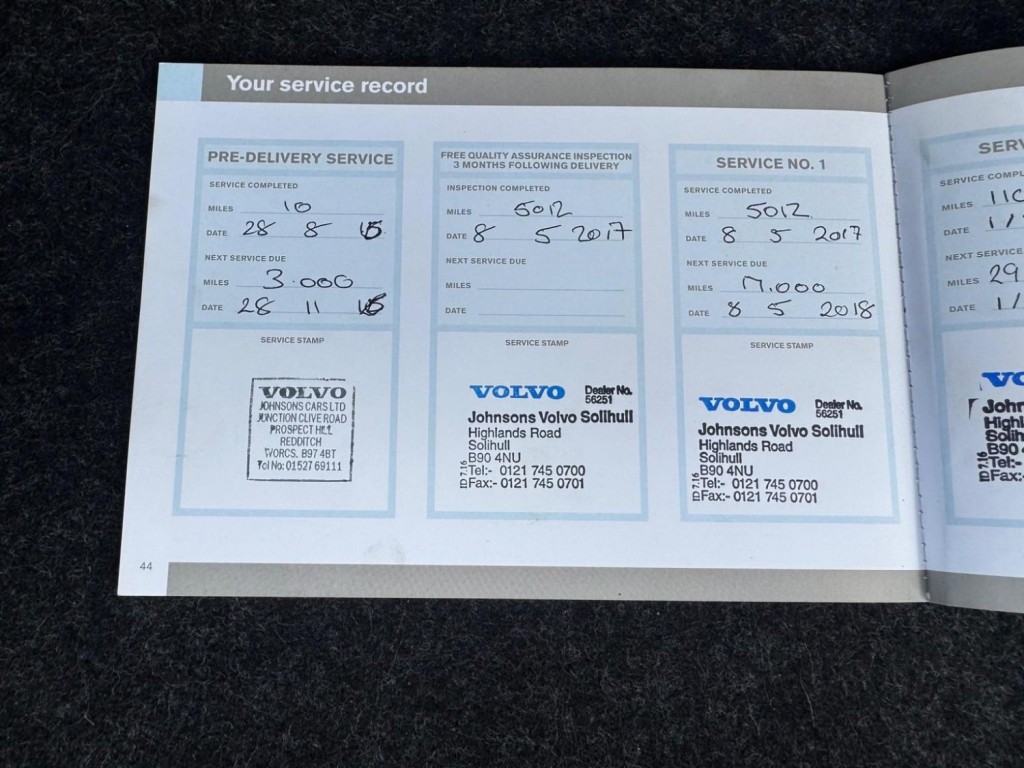 VOLVO V40 CROSS COUNTRY 2.0 D2 Lux Auto Euro 6 (s/s) 5dr 2015