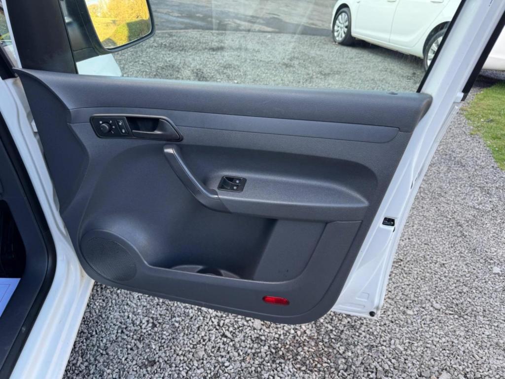 VOLKSWAGEN CADDY 1.6 TDI C20 L1 H1 4dr 2013