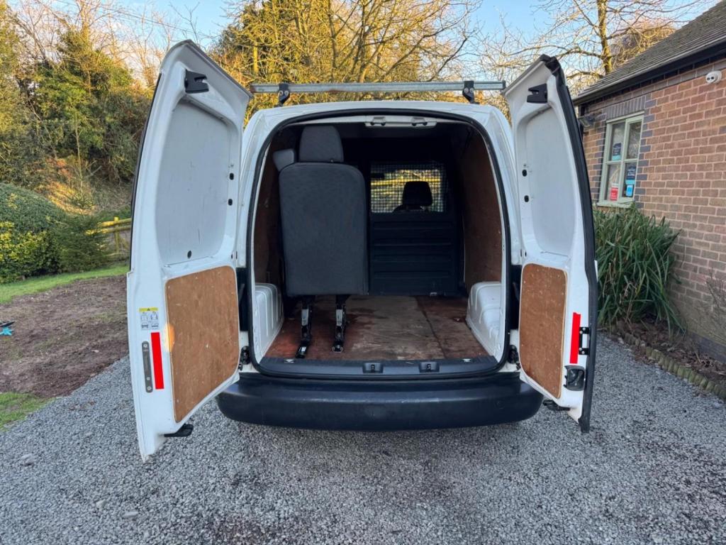 VOLKSWAGEN CADDY 1.6 TDI C20 L1 H1 4dr 2013