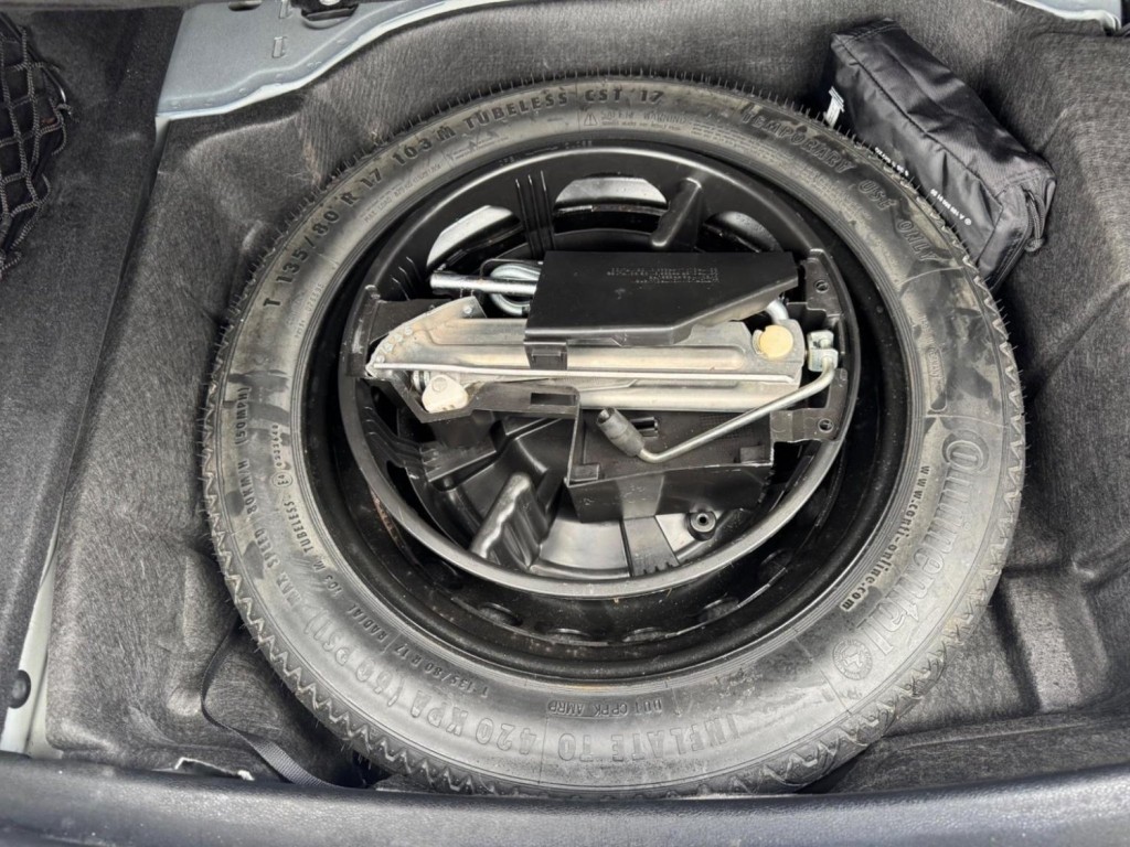 MERCEDES-BENZ E CLASS 2.1 E250 CDI BlueEfficiency Sport Cabriolet Tiptronic Euro 5 2dr 2010