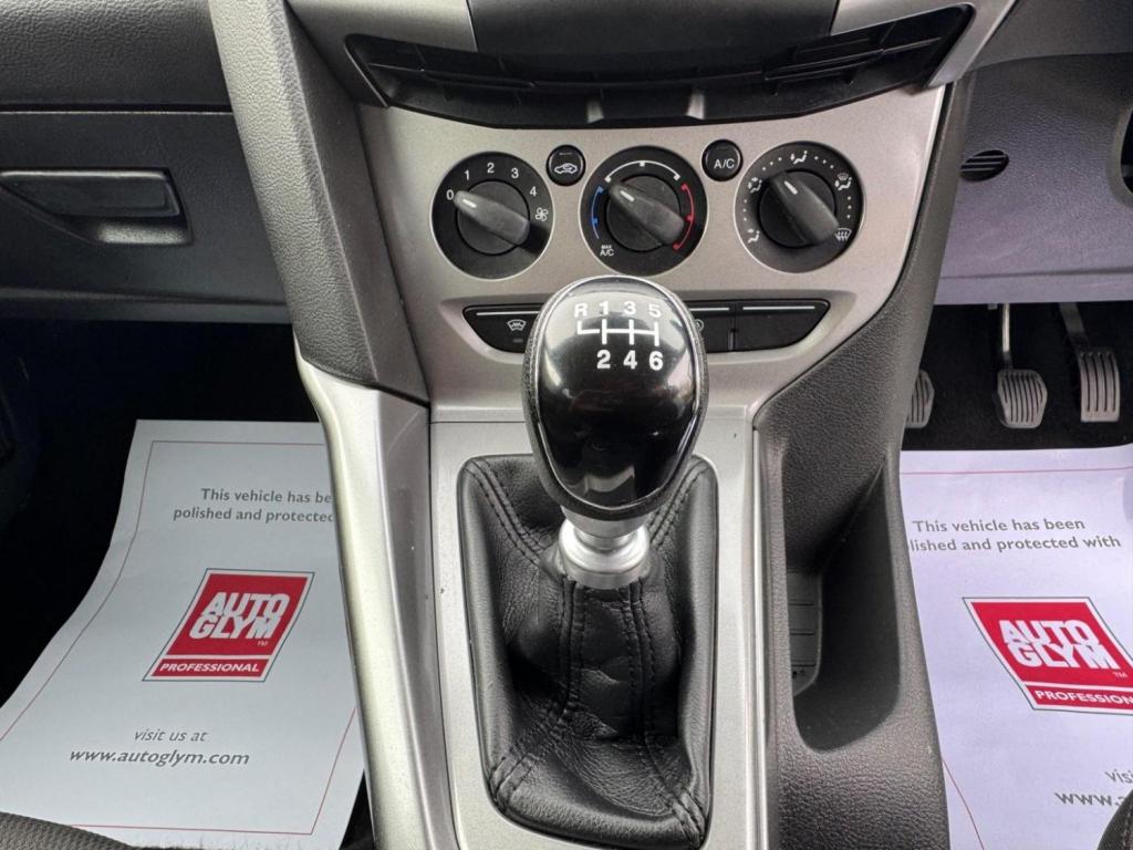 FORD FOCUS 1.6 TDCi Edge Euro 5 (s/s) 5dr 2013