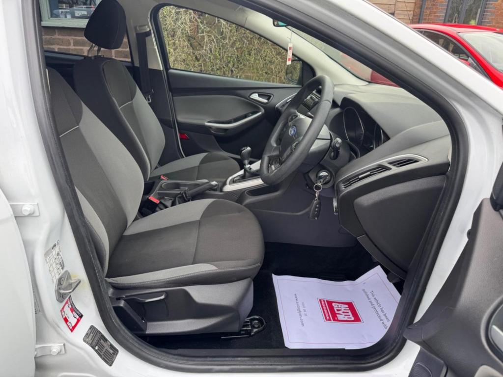 FORD FOCUS 1.6 TDCi Edge Euro 5 (s/s) 5dr 2013