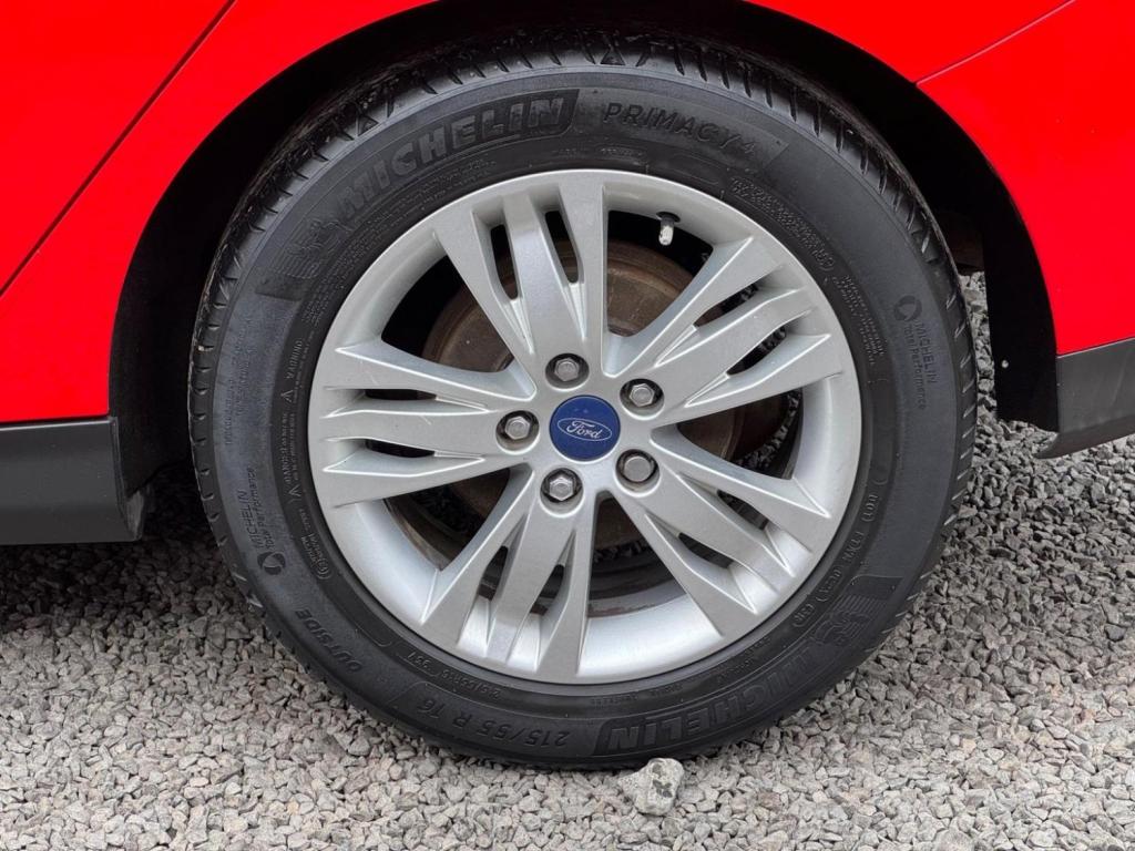 FORD FOCUS 1.0T EcoBoost Titanium Navigator Euro 5 (s/s) 5dr 2014