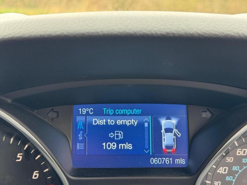 FORD FOCUS 1.0T EcoBoost Titanium Navigator Euro 5 (s/s) 5dr 2014