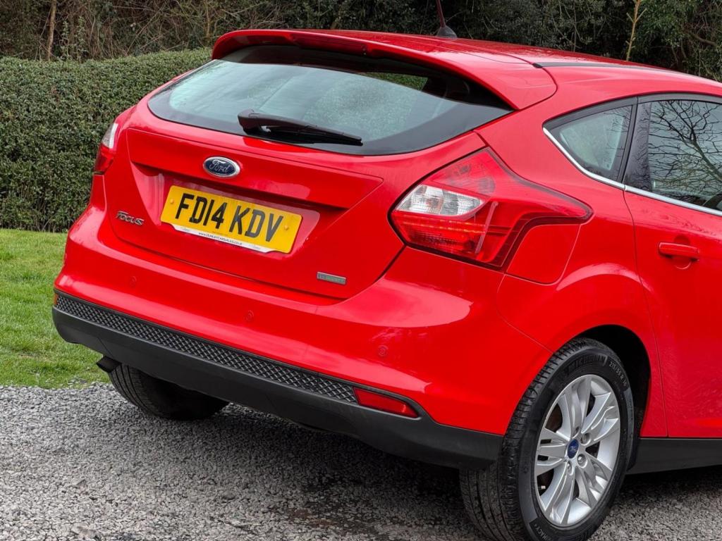 FORD FOCUS 1.0T EcoBoost Titanium Navigator Euro 5 (s/s) 5dr 2014