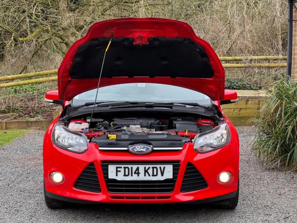 FORD FOCUS 1.0T EcoBoost Titanium Navigator Euro 5 (s/s) 5dr 2014