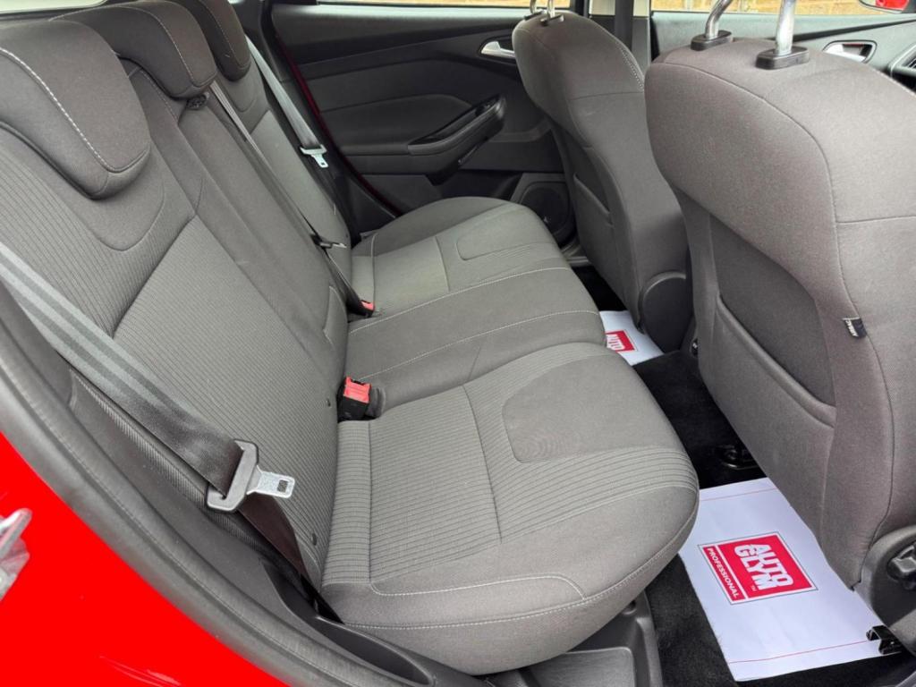 FORD FOCUS 1.0T EcoBoost Titanium Navigator Euro 5 (s/s) 5dr 2014