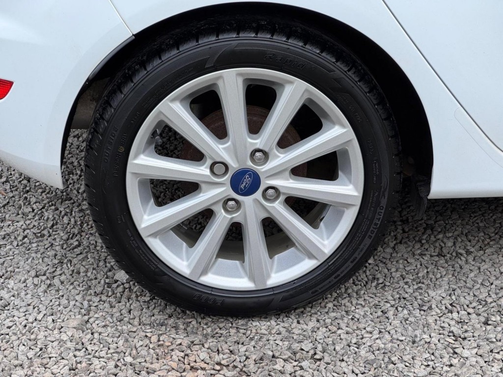 FORD FIESTA 1.0T EcoBoost Titanium Euro 6 (s/s) 5dr 2016