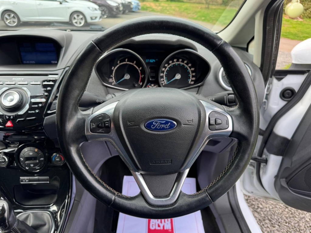 FORD FIESTA 1.0T EcoBoost Titanium Euro 6 (s/s) 5dr 2016