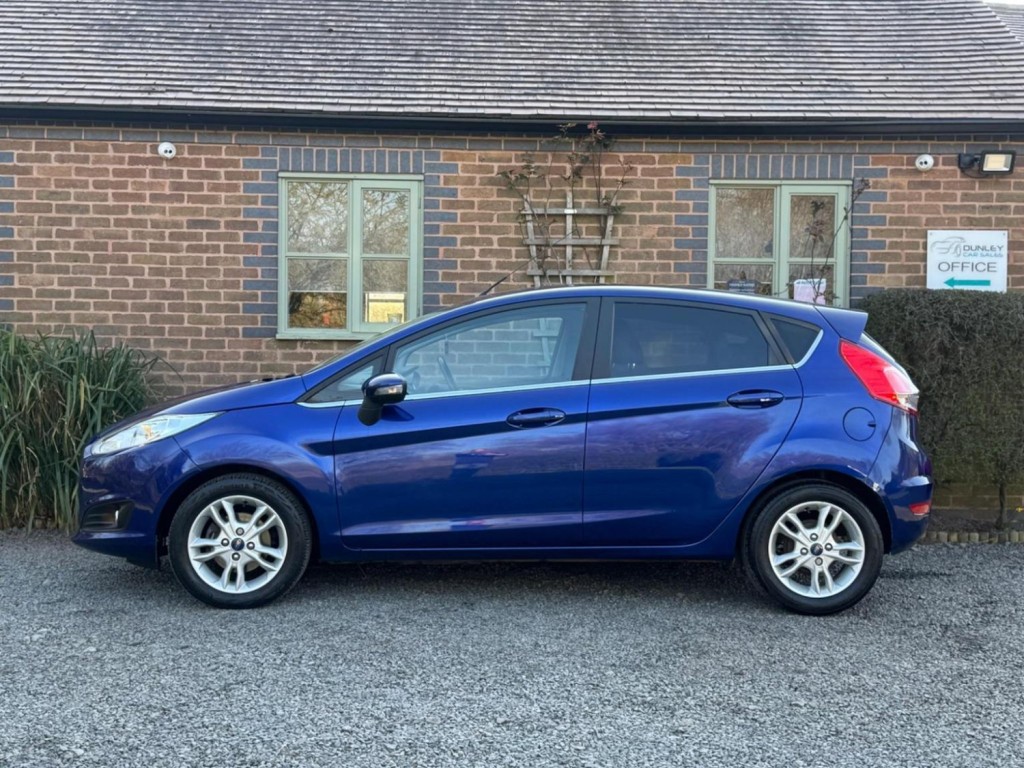 FORD FIESTA 1.0T EcoBoost Zetec Euro 5 (s/s) 5dr 2015