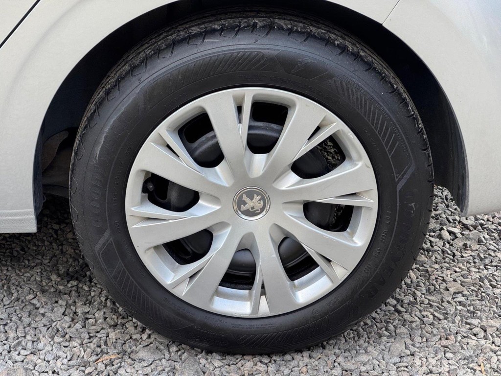 PEUGEOT 208 1.6 BlueHDi Access (a/c) Euro 6 5dr 2016