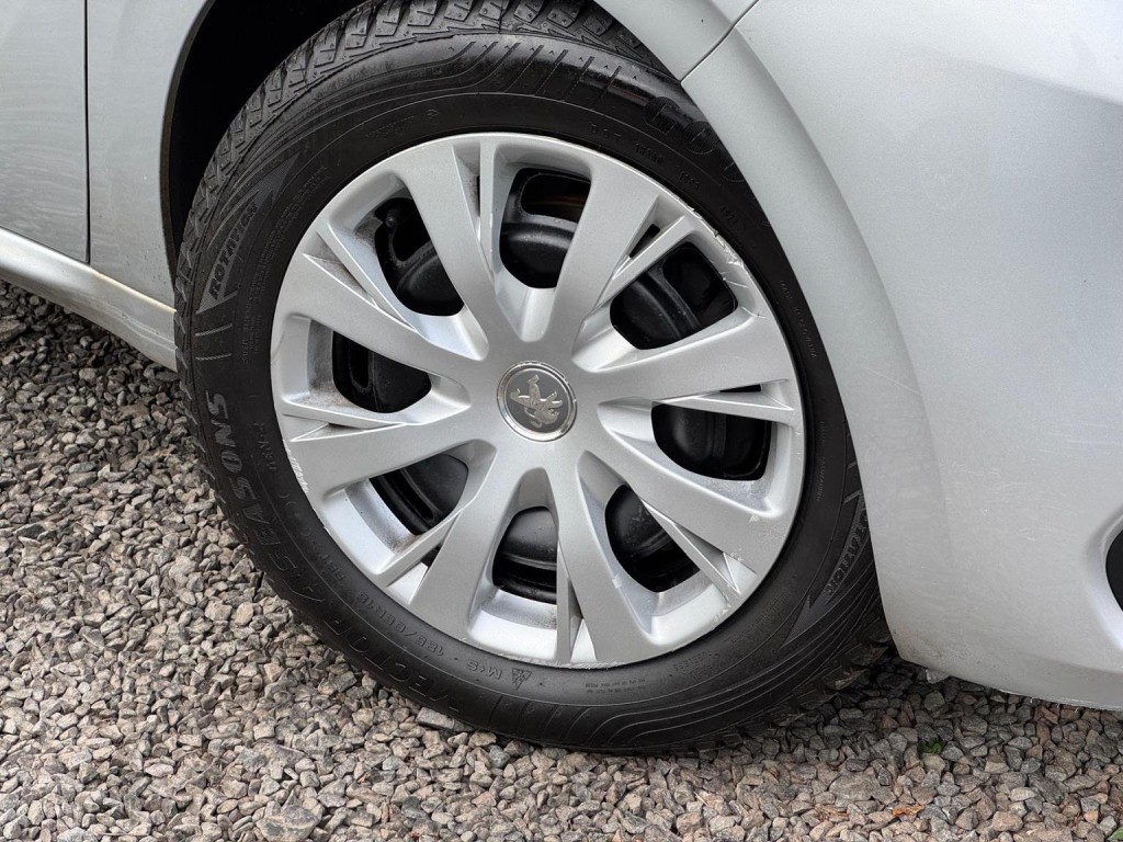 PEUGEOT 208 1.6 BlueHDi Access (a/c) Euro 6 5dr 2016