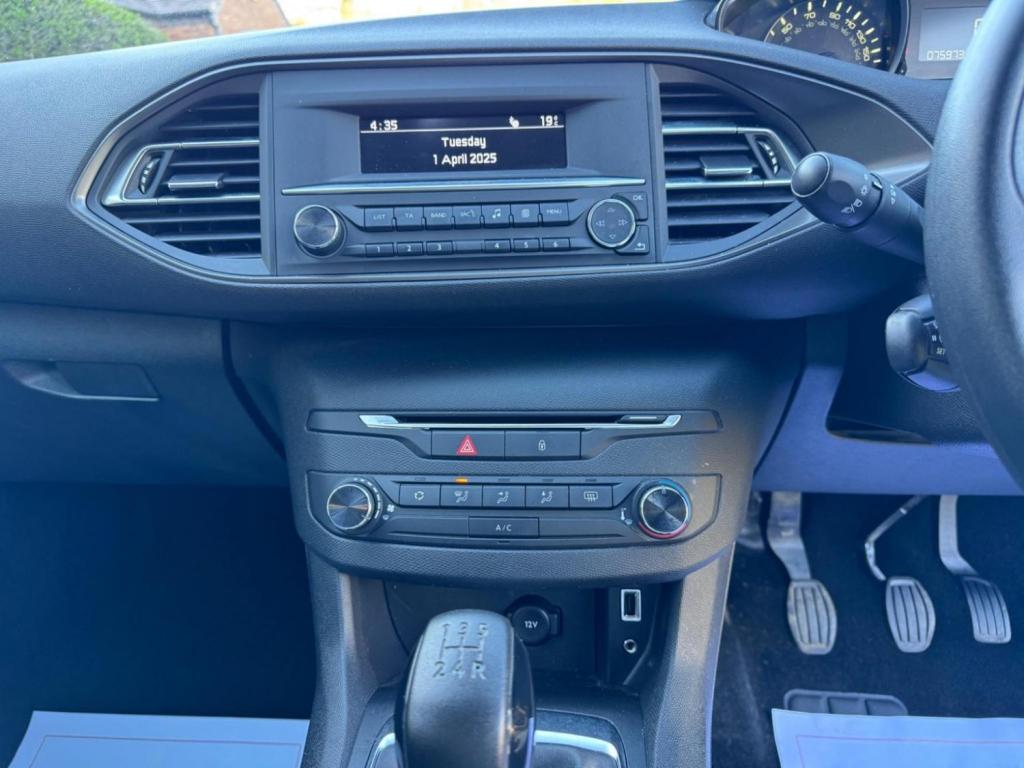 PEUGEOT 308 1.6 BlueHDi Access Euro 6 (s/s) 5dr 2016