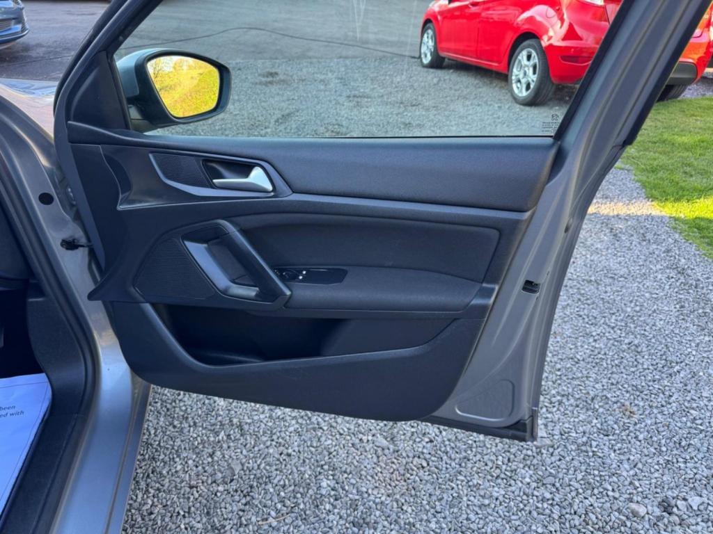 PEUGEOT 308 1.6 BlueHDi Access Euro 6 (s/s) 5dr 2016