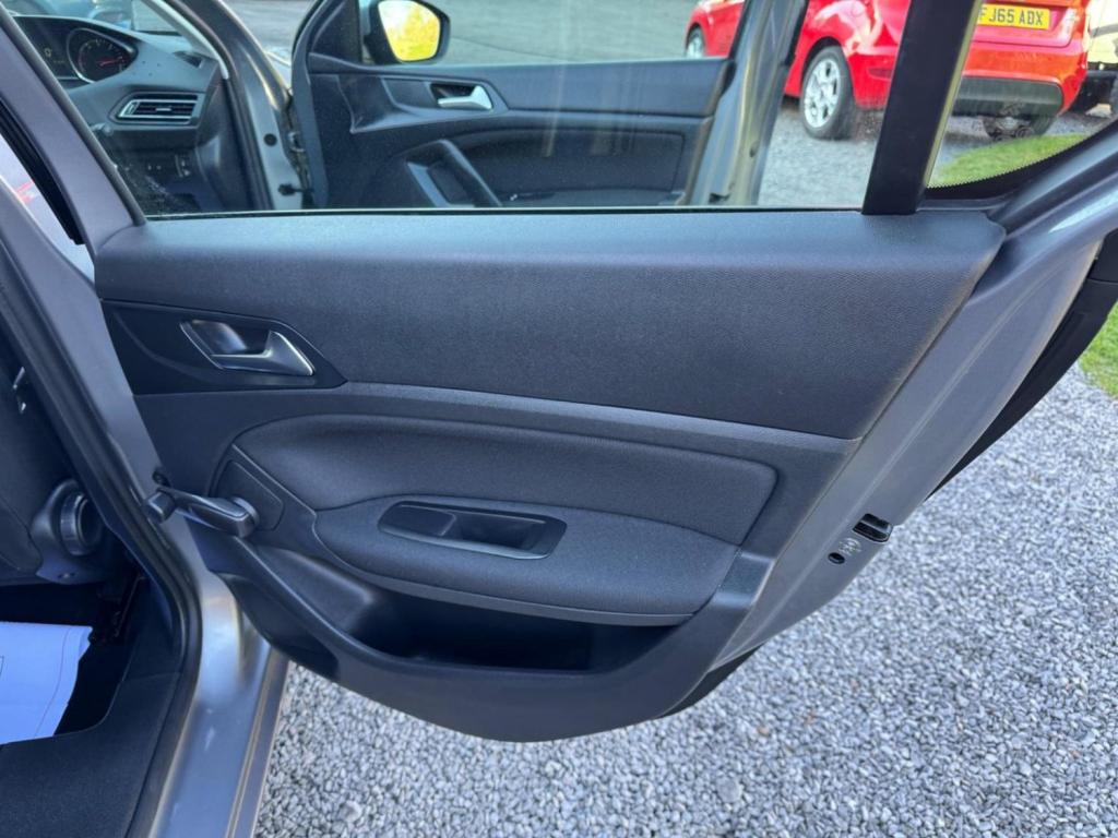 PEUGEOT 308 1.6 BlueHDi Access Euro 6 (s/s) 5dr 2016