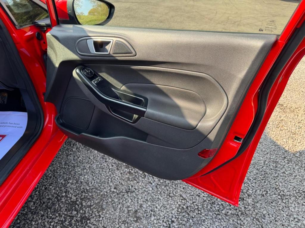 FORD FIESTA 1.5 TDCi Style Euro 6 5dr 2015