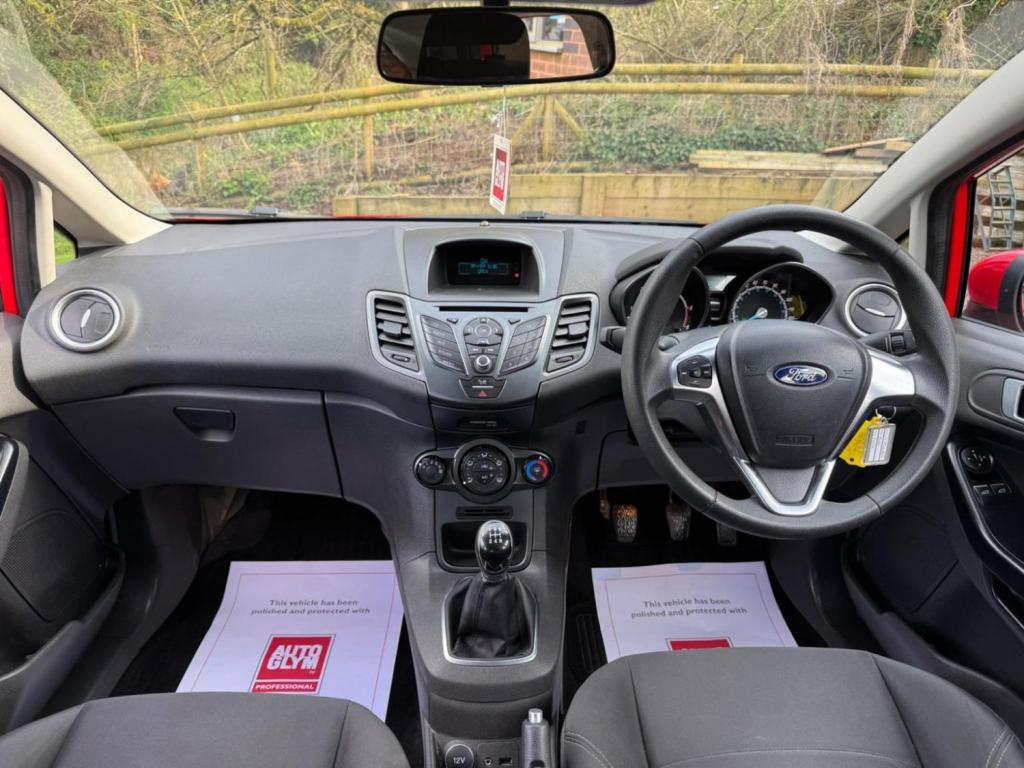 FORD FIESTA 1.5 TDCi Style Euro 6 5dr 2015