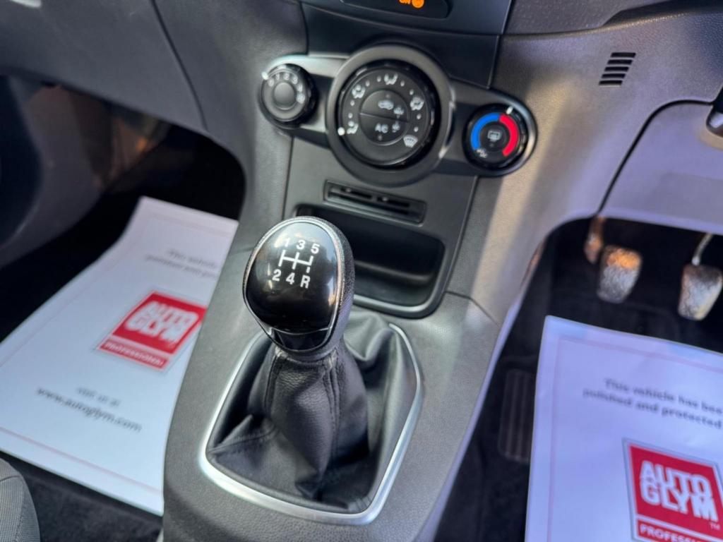 FORD FIESTA 1.5 TDCi Style Euro 6 5dr 2015