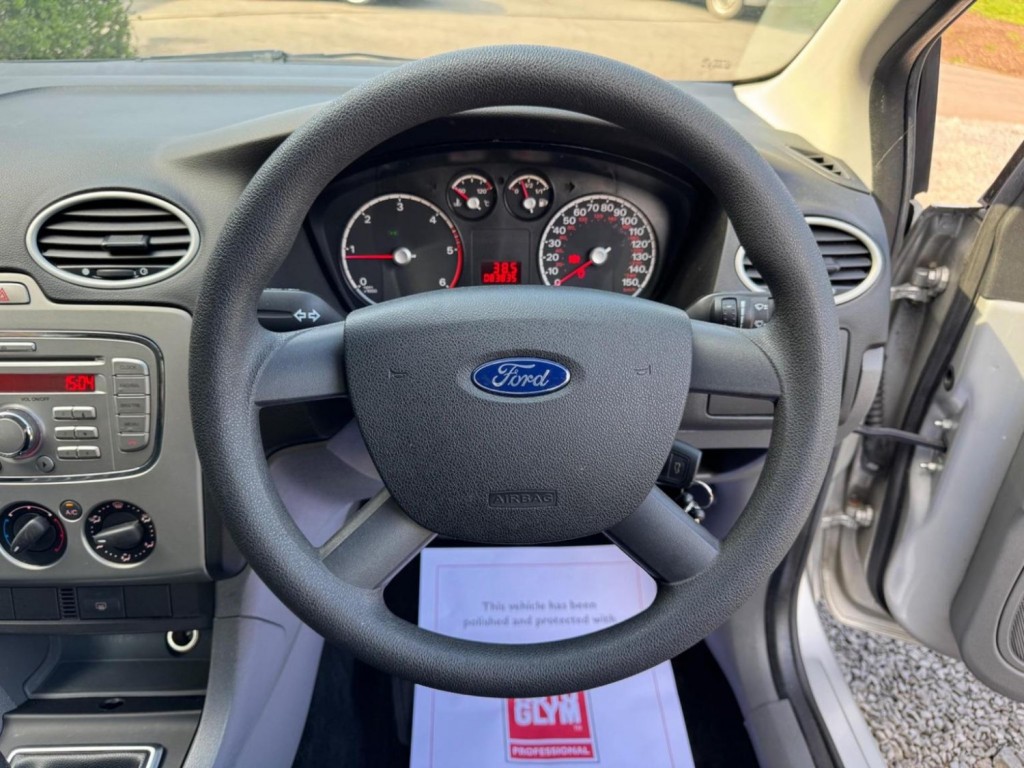 FORD FOCUS 1.6 TDCi DPF Studio 5dr 2009