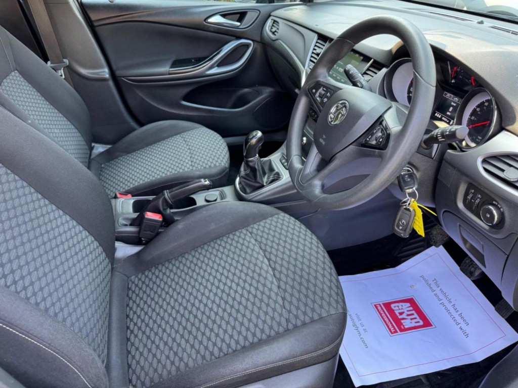 VAUXHALL ASTRA 1.6 CDTi BlueInjection Design Sports Tourer Euro 6 (s/s) 5dr 2016