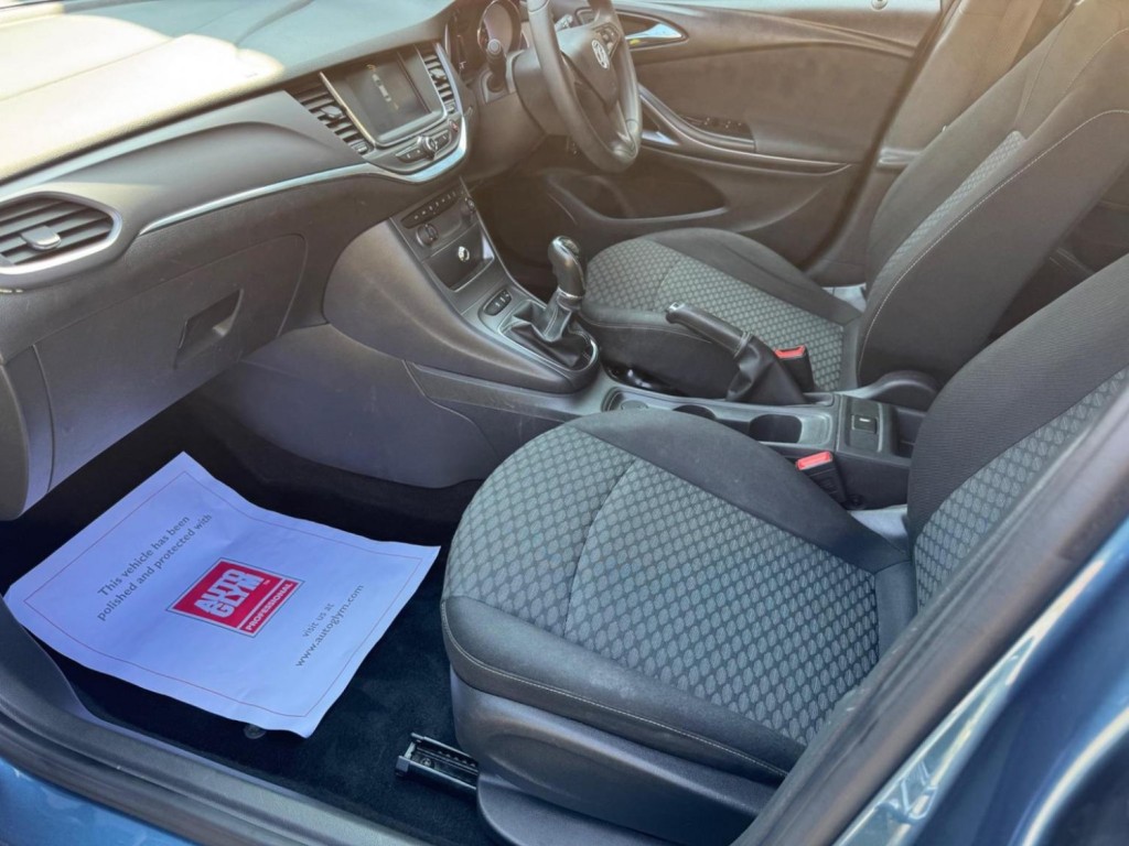 VAUXHALL ASTRA 1.6 CDTi BlueInjection Design Sports Tourer Euro 6 (s/s) 5dr 2016