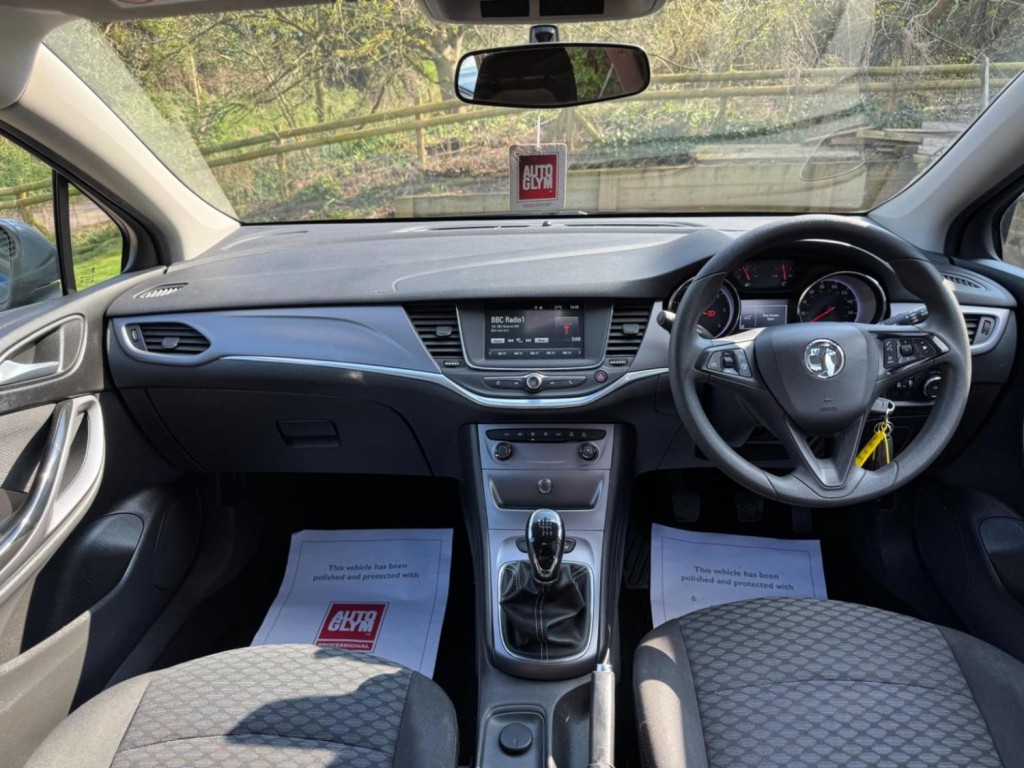 VAUXHALL ASTRA 1.6 CDTi BlueInjection Design Sports Tourer Euro 6 (s/s) 5dr 2016