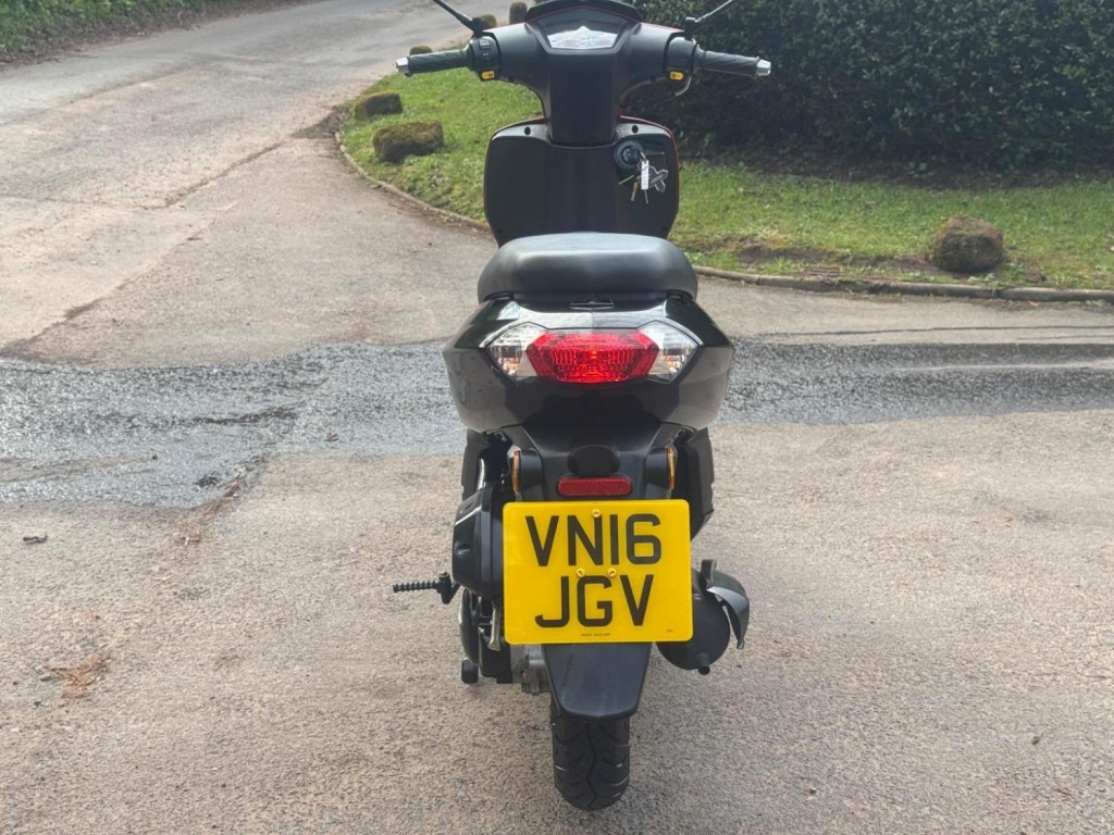 PEUGEOT KISBEE 50 SLN 2016