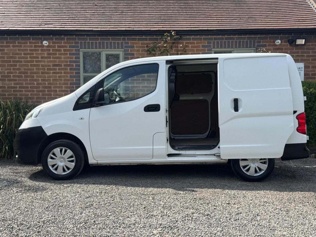 NISSAN NV200 1.5 dCi Acenta SWB Euro 5 6dr 2014