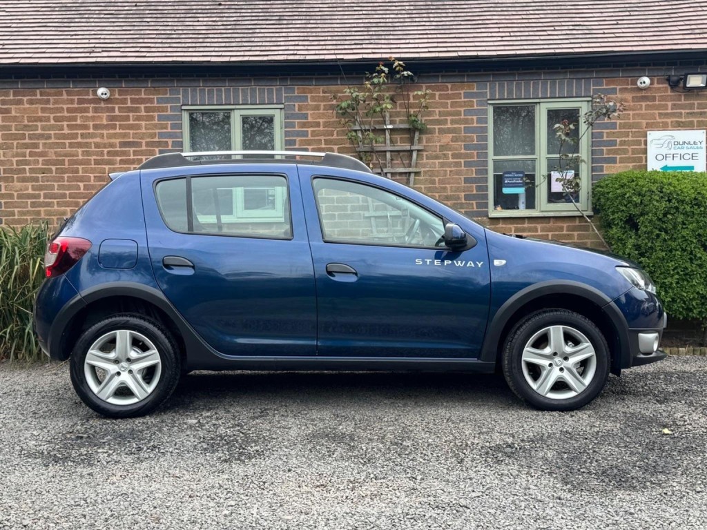 DACIA SANDERO STEPWAY 0.9 TCe Laureate Euro 6 (s/s) 5dr 2016