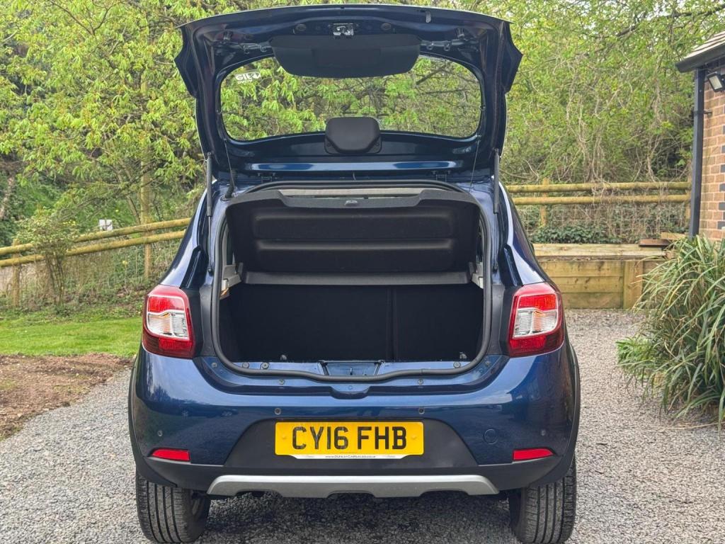 DACIA SANDERO STEPWAY 0.9 TCe Laureate Euro 6 (s/s) 5dr 2016